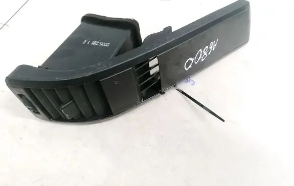 SsangYong Rexton Dash center air vent grill 6963A08000 6963A-08000