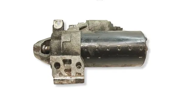 BMW X1 E84 Starter motor 7823700