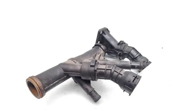 Volkswagen Golf Cross Thermostat/thermostat housing 04L121026F 04L121071E