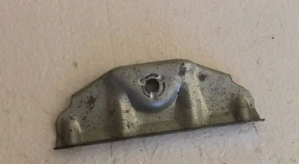 Volvo XC90 Battery bracket 