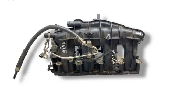 Audi A4 S4 B7 8E 8H Intake manifold 06f133201N