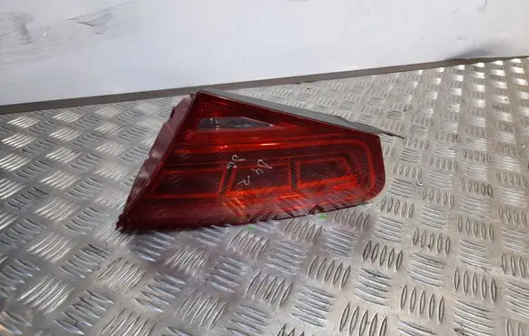 Audi A8 S8 D4 4H Tailgate rear/tail lights 4H0945094A