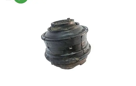 Mercedes-Benz SLK R171 Engine mount bracket 