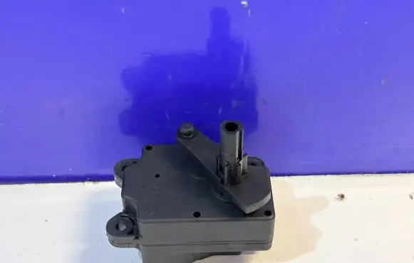 A/C air flow flap actuator/motor
