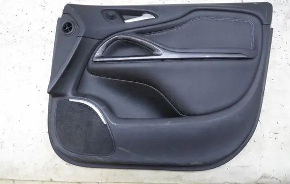 Opel Zafira C Front door card panel trim 13489699