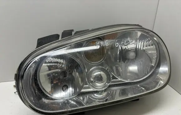 Volkswagen Golf IV Headlight/headlamp 150145