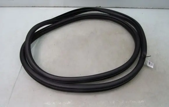 Mazda 3 Rubber seal rear door 