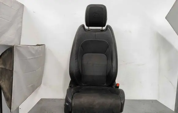 Jaguar F-Pace Front passenger seat T2H59294