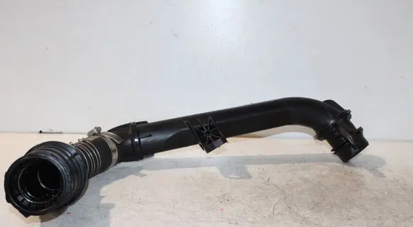 Intercooler hose/pipe