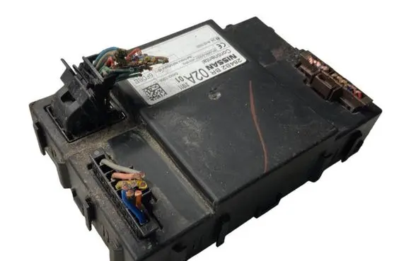 Nissan Qashqai Comfort/convenience module 284B2BR02A 5WK50368