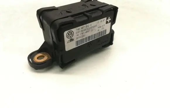 Volkswagen Touareg I ESP acceleration yaw rate sensor 7H0907652A DD7751321U