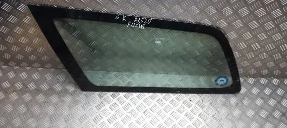 Ford Focus Rear side window