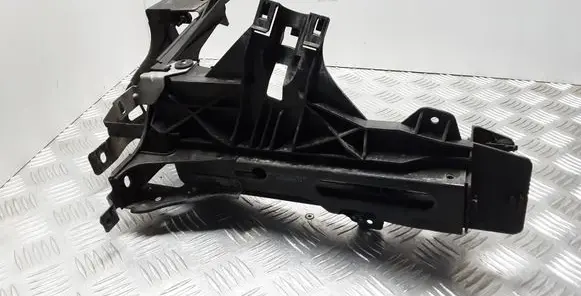 BMW 5 F10 F11 Headlight/headlamp mounting bracket 51647200796 7200796