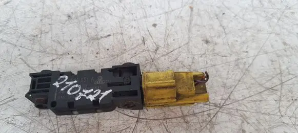 Audi A4 S4 B7 8E 8H Airbag deployment crash/impact sensor 8E0850651A