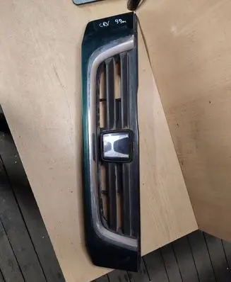 Honda CR-V Front bumper upper radiator grill