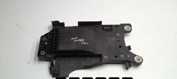 Battery tray