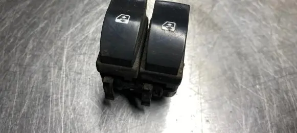 Renault Scenic II - Grand scenic II Electric window control switch 315042A
