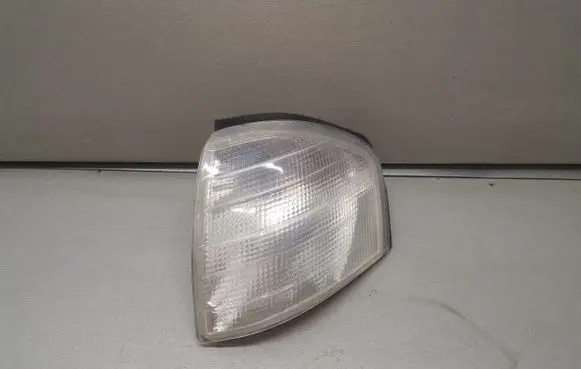 Mercedes-Benz C W202 Front indicator light 