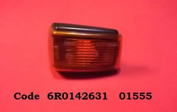 Volvo 740 Front fender indicator light 6R0142631 01555