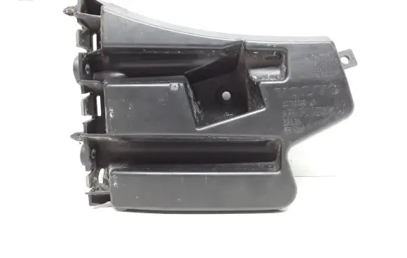 Volvo S60 Front bumper mounting bracket 30796625