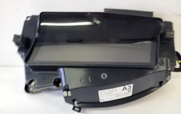 Toyota Yaris Cross Head up display screen 831080D010