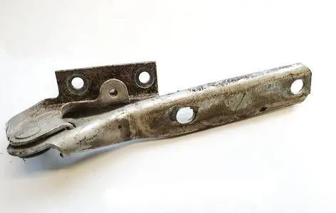 Engine bonnet/hood hinges