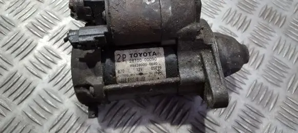 Toyota Corolla E120 E130 Starter motor 281000d090 28100-0d090