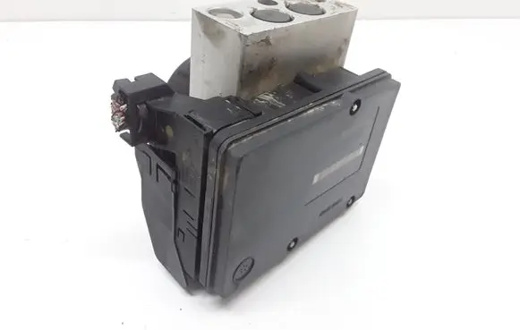 Volvo XC90 ABS Pump 30793447 30793446