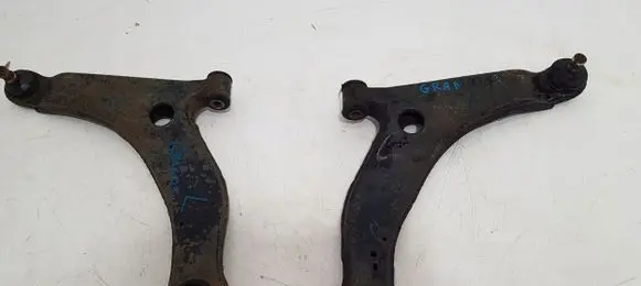 Mitsubishi Grandis Front lower control arm/wishbone