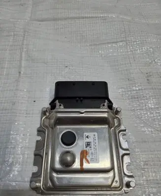Opel Vivaro Adblue control unit 