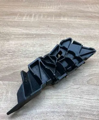 Seat Leon (1P) Front bumper mounting bracket 1P0807183 LEFTSIDE