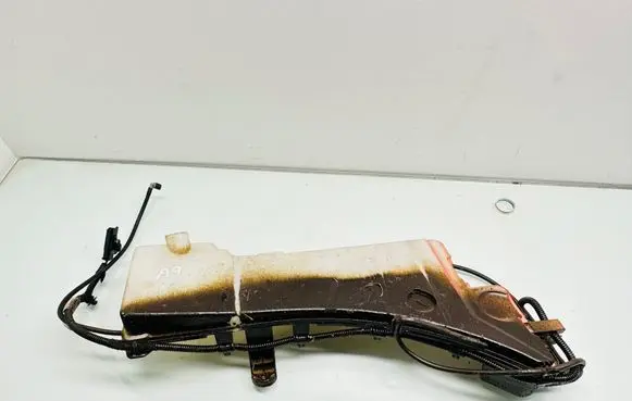 Citroen C5 Aircross Windshield washer fluid reservoir/tank