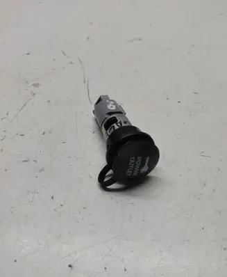 Chrysler Grand Voyager V 12 V Socket (rear) VC23207A