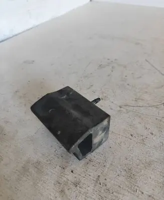 Chrysler Pacifica Tailgate/trunk/boot lid buffer 05109694AA 55113346AA