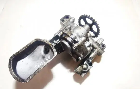 Peugeot 307 Oil pump 9638783980
