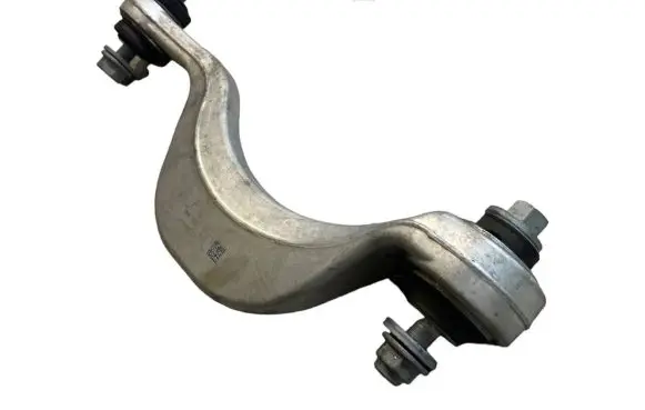 BMW X7 G07 Rear control arm 6878022