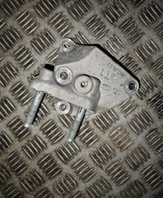 KIA Niro Engine mounting bracket