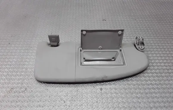 Ford Focus Sun visor