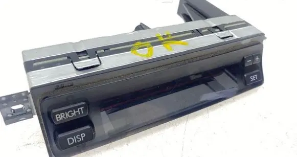 Subaru Legacy Clock 