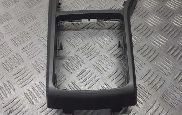 Opel Astra H Gear shifter surround trim plastic 13116961