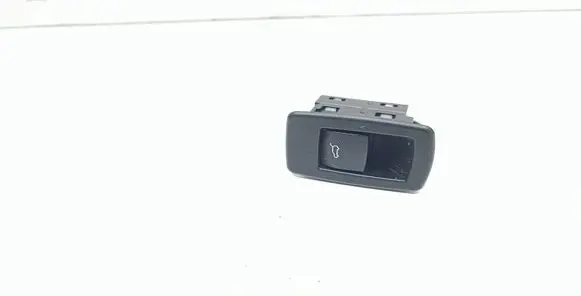 BMW 2 F46 Tailgate opening switch 9299447