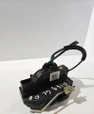 Chevrolet Orlando Rear door lock 13503808