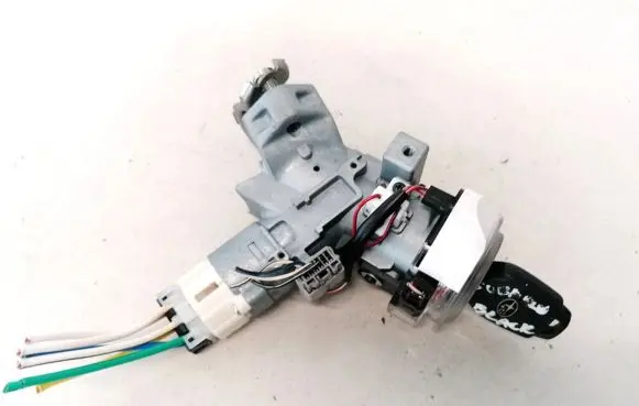 Subaru Legacy Ignition lock
