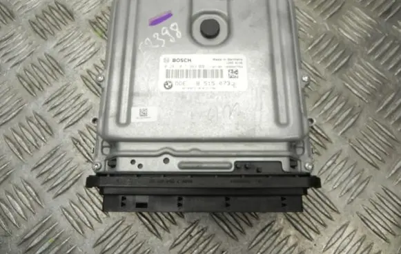 BMW 7 F01 F02 F03 F04 Engine control unit/module 8515073