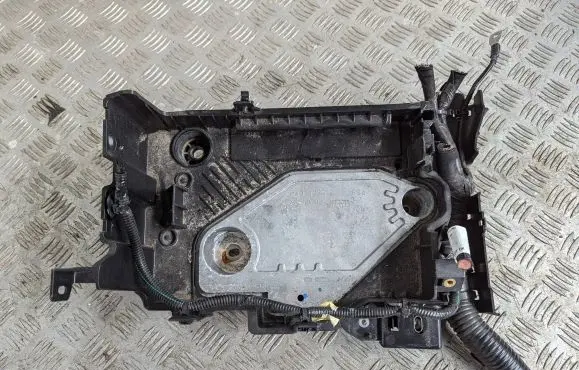 Renault Captur II Battery tray 648947355R