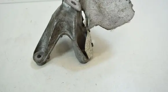 Audi A6 S6 C7 4G Engine mounting bracket 4G0199307AC 4G0199307