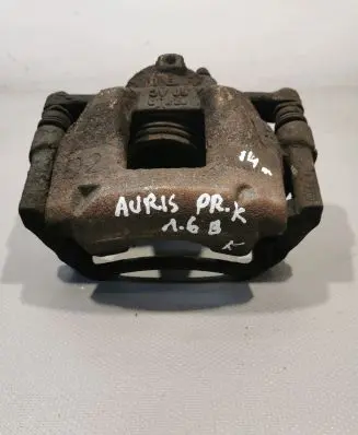 Toyota Auris E180 Front brake caliper
