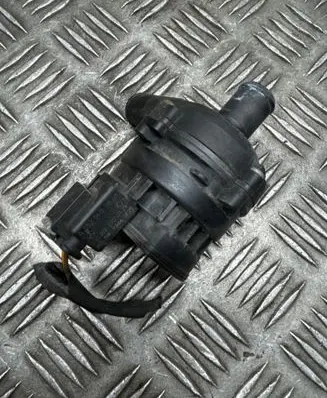 Mercedes-Benz A W176 Electric auxiliary coolant/water pump A2118350364 1703133