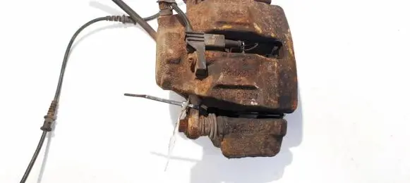 Mercedes-Benz C W203 Front brake caliper