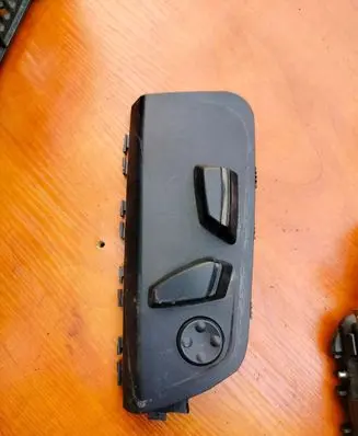 BMW 5 F10 F11 Seat control switch 9302292